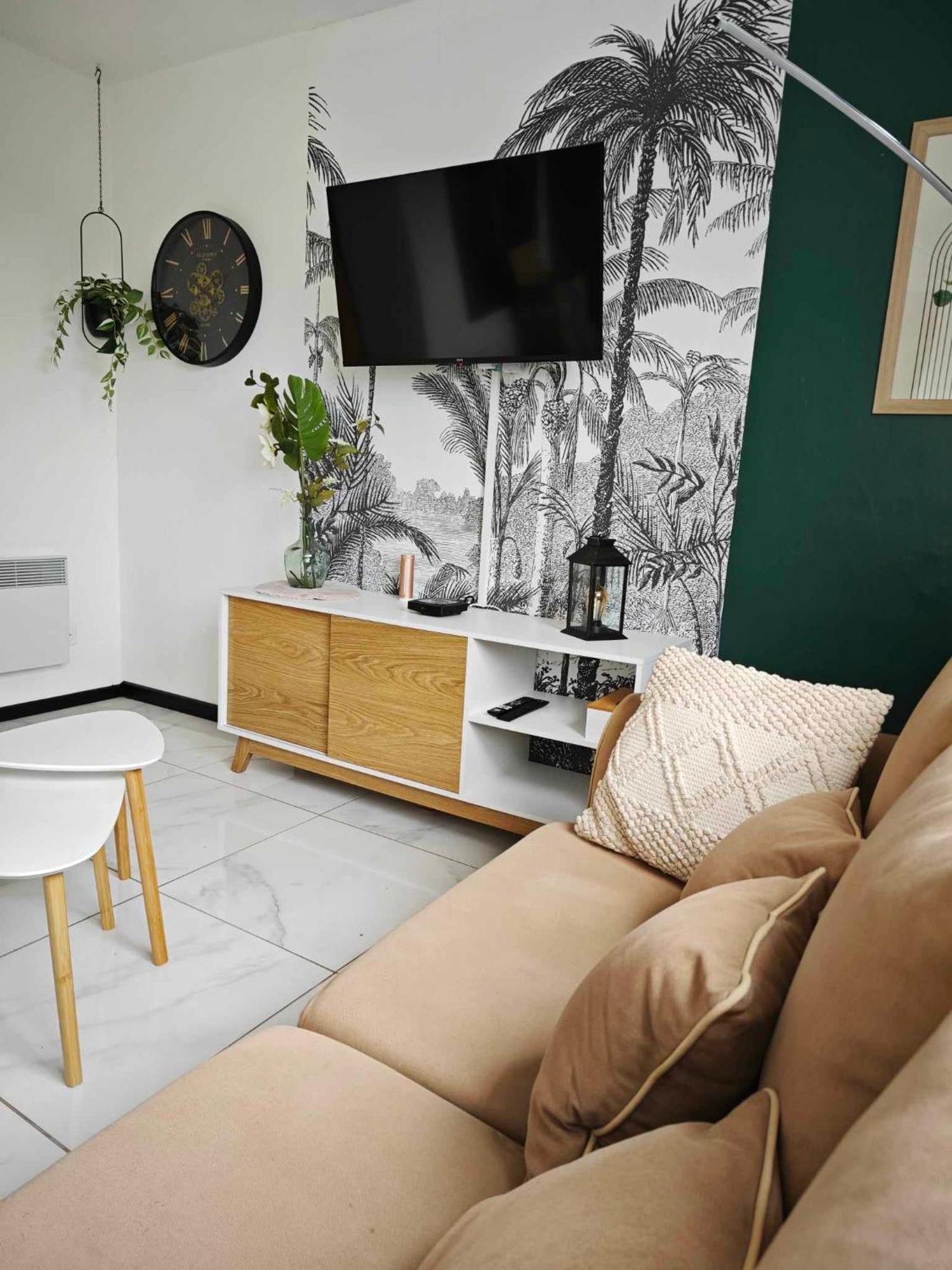 Calais Plage-Gare Appartement Elegant Tout Equipe Exterior foto